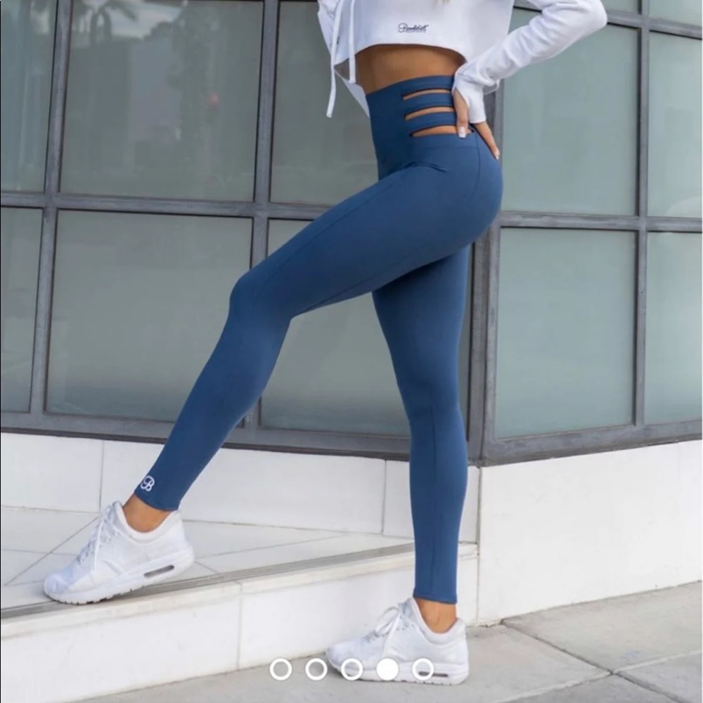 Bombshell Leggings